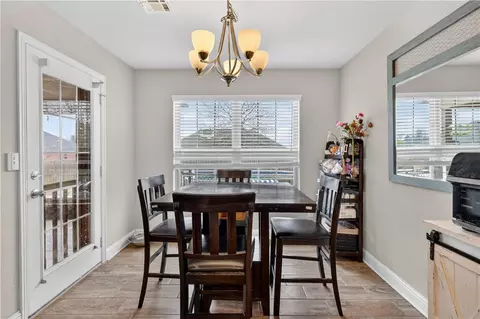 Dining - 2071 Fields Cv, Pea Ridge, AR 72751 photo 1 of 2