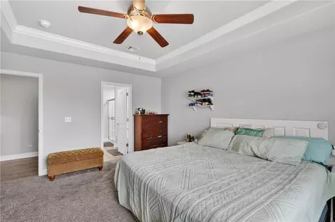 Bedroom - 2071 Fields Cv, Pea Ridge, AR 72751 photo 3 of 10