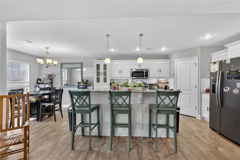 Kitchen - 2071 Fields Cv, Pea Ridge, AR 72751 photo 3 of 3