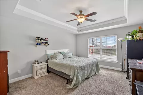Bedroom - 2071 Fields Cv, Pea Ridge, AR 72751 photo 1 of 10