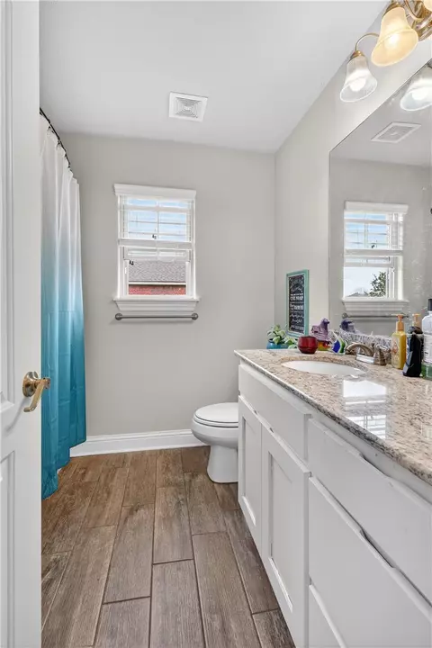 Bath - 2071 Fields Cv, Pea Ridge, AR 72751 photo 6 of 6