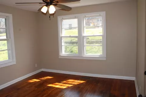 305 E South Ave, Harrison, AR 72601 photo 14