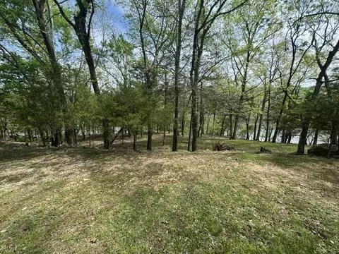 Doral Lane, Holiday Island, AR 72631