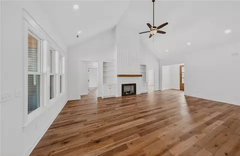 29 Grantham Dr, Bella Vista, AR 72714