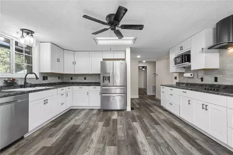 Kitchen - 2249 Mc 4019, Everton, AR 72633 photo 1 of 6