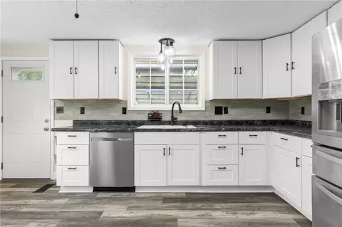Kitchen - 2249 Mc 4019, Everton, AR 72633 photo 5 of 6