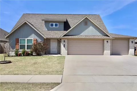 652 Kayla Maria St, Prairie Grove, AR 72753