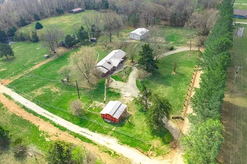 20096 Hidden Valley Rd, Winslow, AR 72959