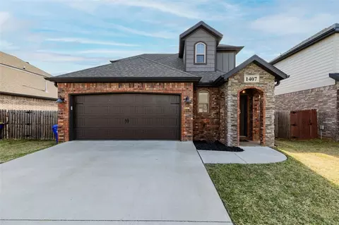 1407 Park St, Lowell, AR 72745