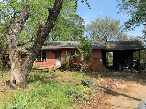 1813 S Detroit Ave, Russellville, AR 72801