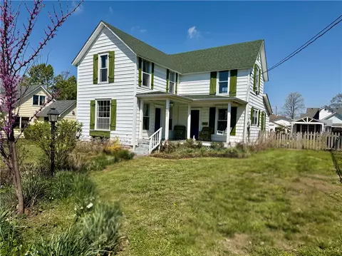 511 Pecan St, Rogers, AR 72756