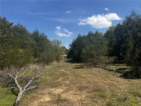 3305 N Jackson Ave, Russellville, AR 72802