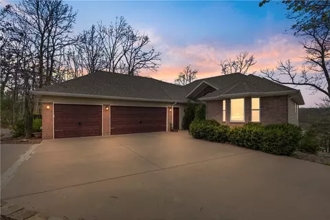 27 Stucky Ln, Bella Vista, AR 72715