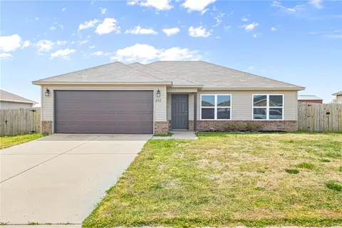 817 NW 67th Ave, Bentonville, AR 72713
