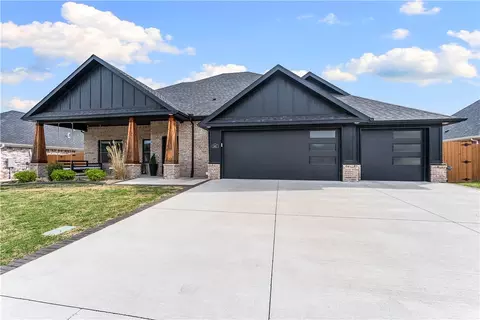 Exterior - 541 Bronco St, Centerton, AR 72719 photo 7 of 12