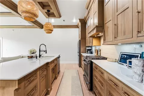 Kitchen - 541 Bronco St, Centerton, AR 72719 photo 3 of 3