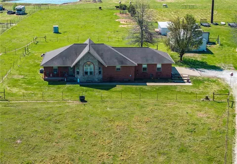 20219 Nicodemus Church Rd, Siloam Springs, AR 72761