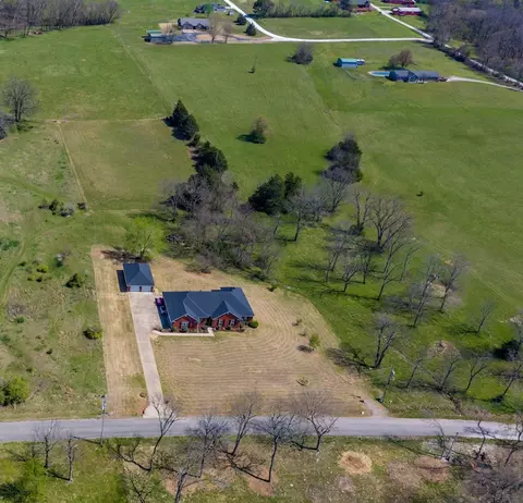 1008 Stockburger Ave, West Fork, AR 72774