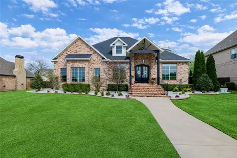 2709 S 21st St, Rogers, AR 72758