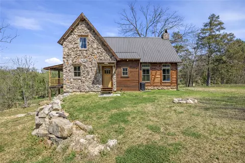 261 Bella Vista Rd, Berryville, AR 72616