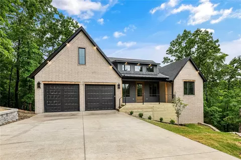 14 Winchester Ln, Bella Vista, AR 72715