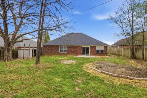 Exterior - 801 Walker St, Centerton, AR 72719 photo 3 of 5