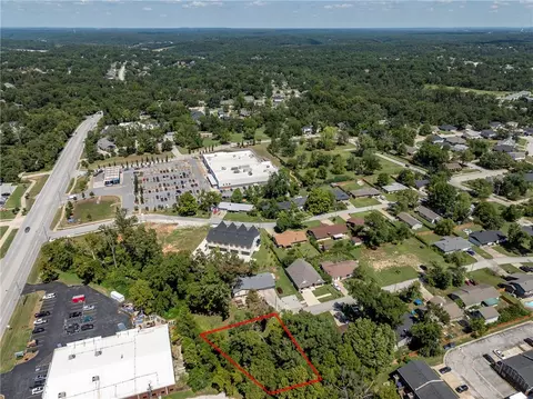 lot8 NW 13th St, Bentonville, AR 72712