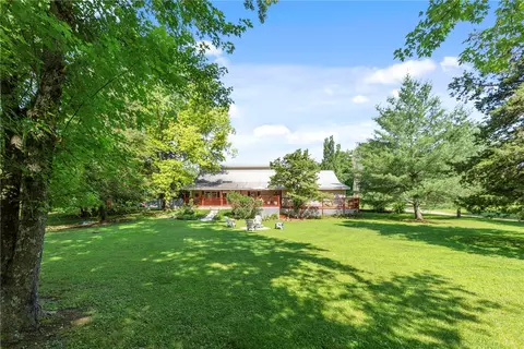 9225 Charles St, Rogers, AR 72756