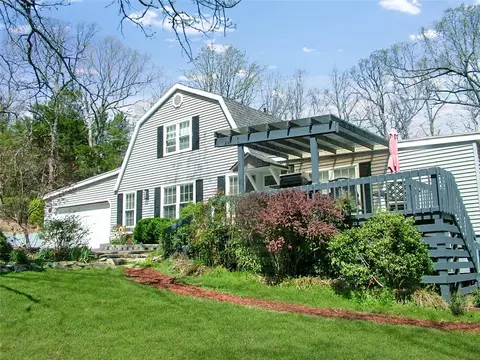 477 Panoramic Dr, Mountain Home, AR 72653