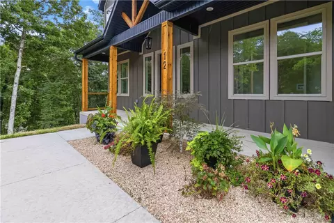 12 Arbroath Ln, Bella Vista, AR 72715