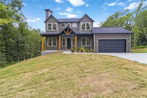 12 Arbroath Ln, Bella Vista, AR 72715