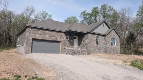 7 Hillborough, Bella Vista, AR 72715