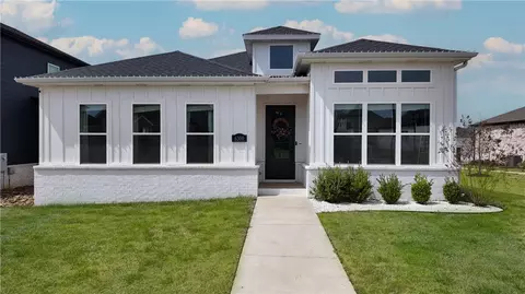 6300 SW Luna Ln, Bentonville, AR 72713