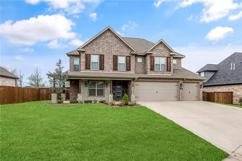701 NE Green Creek Rd, Bentonville, AR 72712