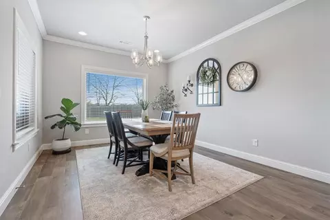 Dining - 907 Red Oak Loop, Springdale, AR 72762 photo 1 of 1