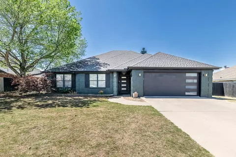 100 NW Apple Blossom, Bentonville, AR 72712