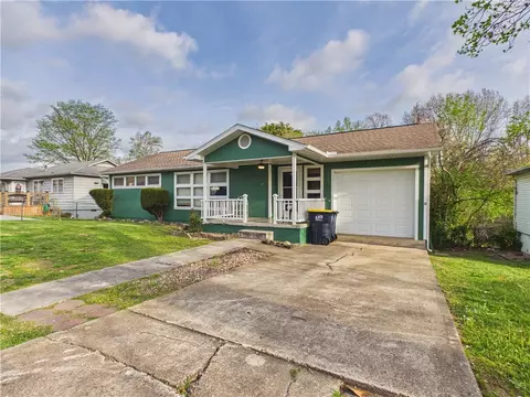 Exterior - 713 Sunset Ln, Harrison, AR 72601 photo 3 of 7