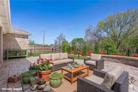 3907 SW Pecan Cir, Bentonville, AR 72713