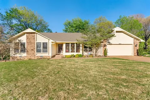 2834 S College Dr, Fayetteville, AR 72701