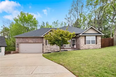 5097 W Ridgebury Pl, Fayetteville, AR 72704
