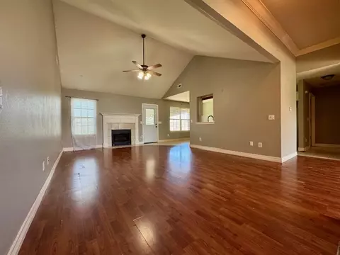 Living - 133 Fox Run Cir, Centerton, AR 72719 photo 1 of 3