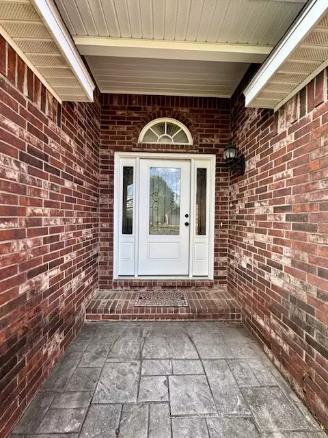 Entry Way - 133 Fox Run Cir, Centerton, AR 72719 photo 1 of 2
