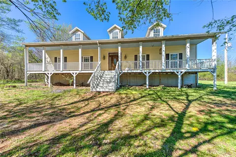 13683 Wet Prairie Rd, Gravette, AR 72736