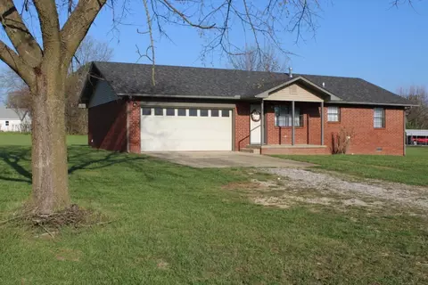 121 Zinc Rd, Harrison, AR 72601