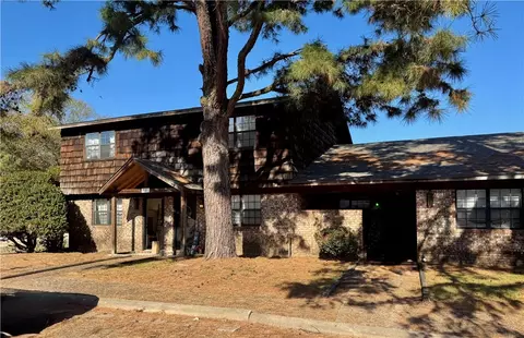3100 W E St, Russellville, AR 72801