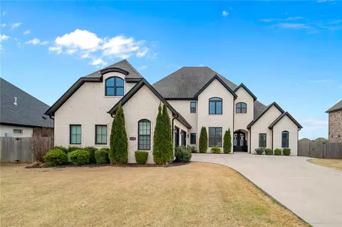 4713 W Persimmon St, Fayetteville, AR 72704