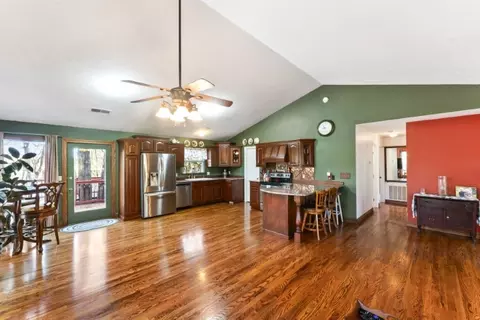Entry Way - 784 Lake Rd, Shell Knob, MO 65747 photo 1 of 1