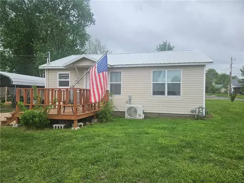 400 S Main Ave, Lincoln, AR 72744