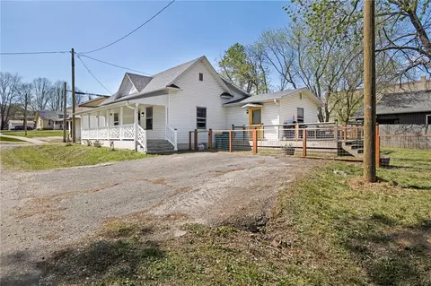 255 Wheeler St, West Fork, AR 72774