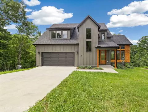 25 Cullen Hills Dr, Bella Vista, AR 72715